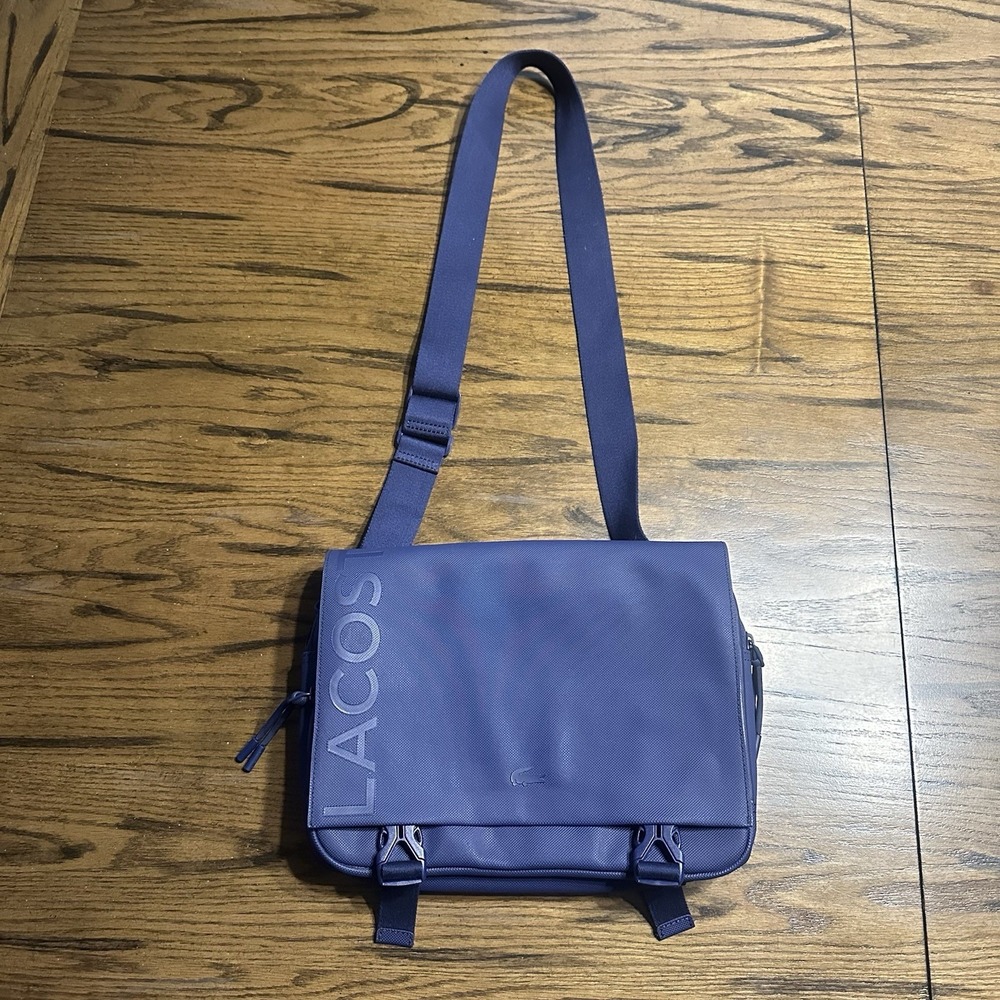 Lacoste Navy Blu Pique Spell Out Logo Cross Body Messenger Bag Unisex Laptop Bag